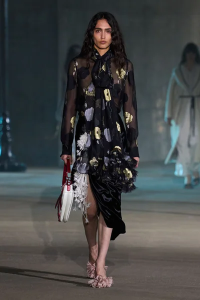 Look 56